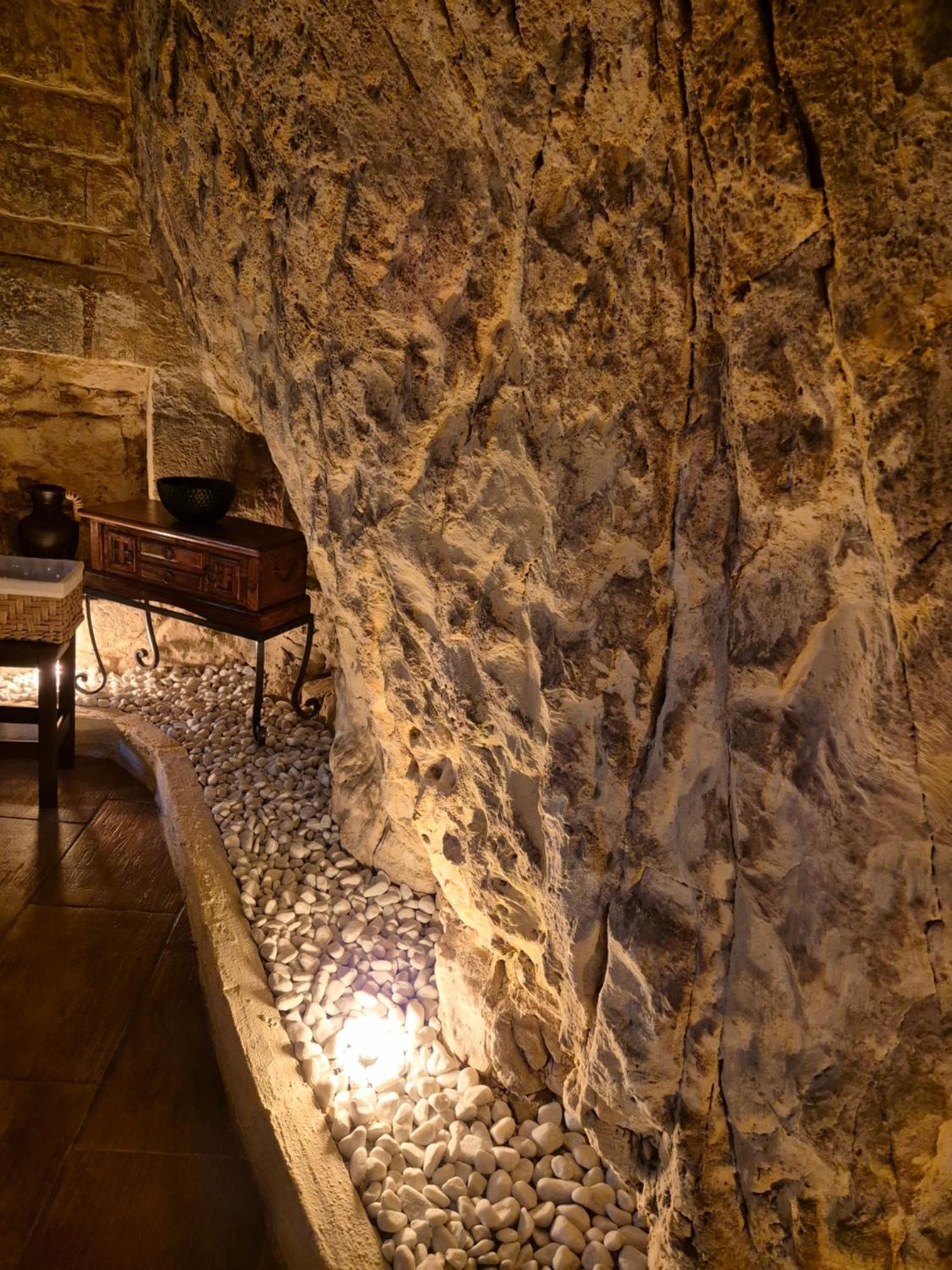 Domum In Petra Casa Nella Roccia Self Check - In Villa Modica Exterior photo